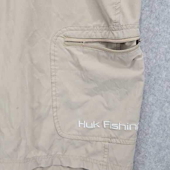 Huk Fishing Performance cargo Shorts Large - Picture 2 of 10
